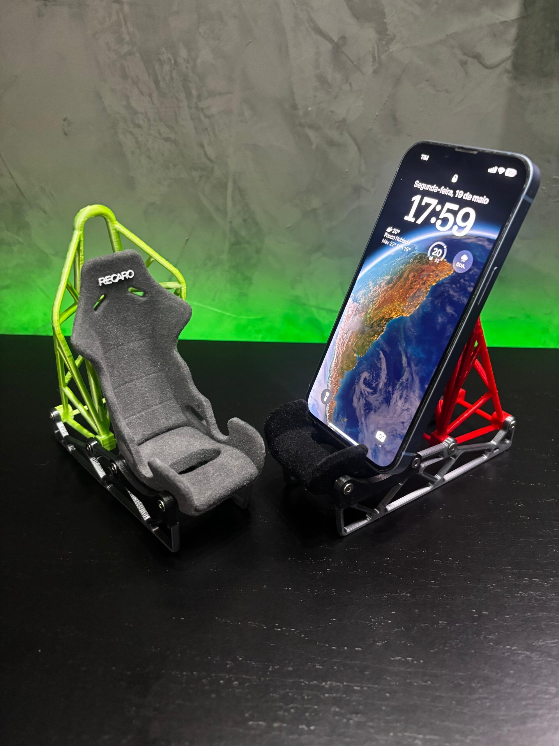 Suporte Para Celular Banco Recaro Grafite (Aveludado) - Imagem 4