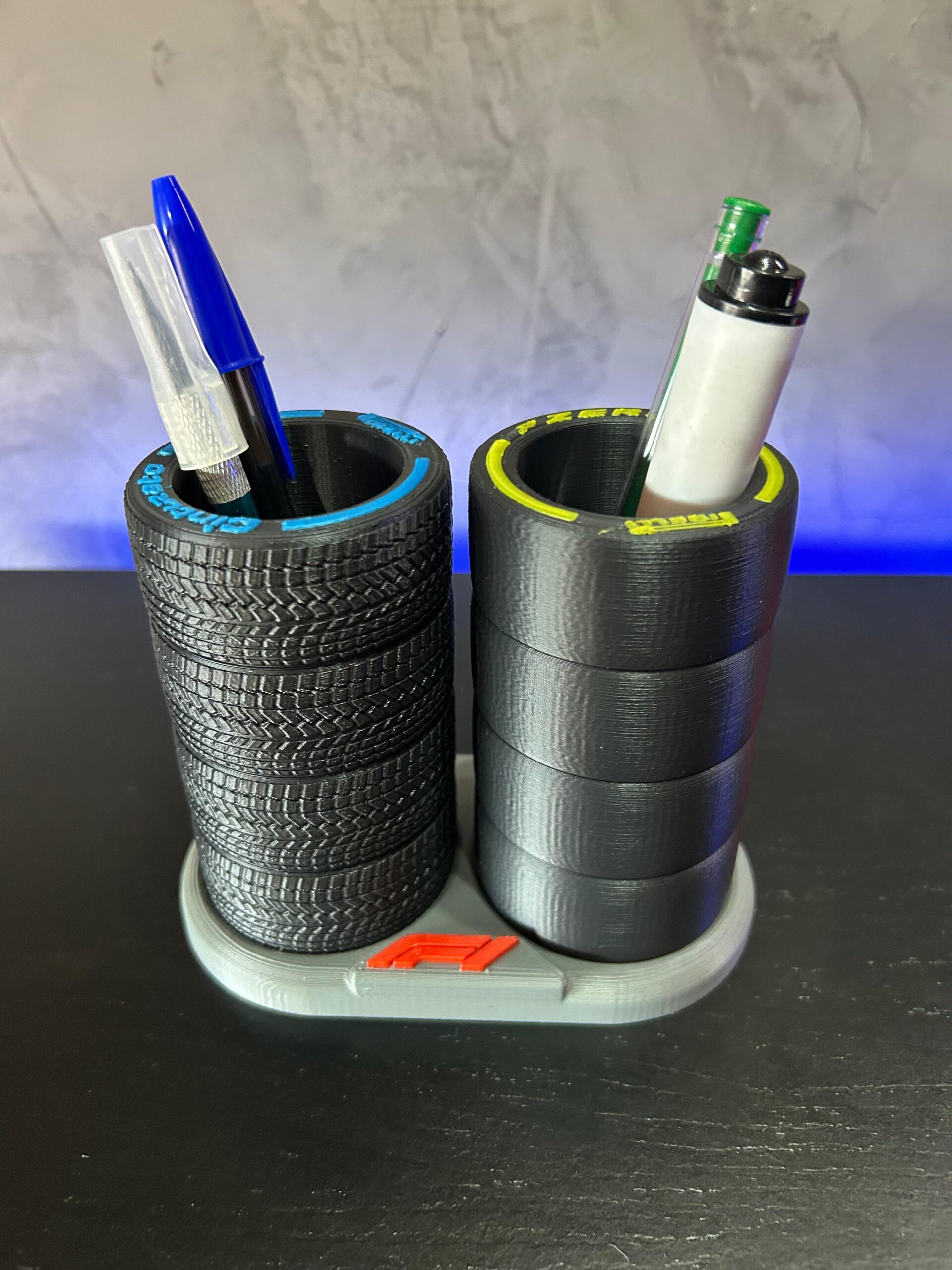 Porta Canetas Pneus F1 Pirelli - Imagem 2